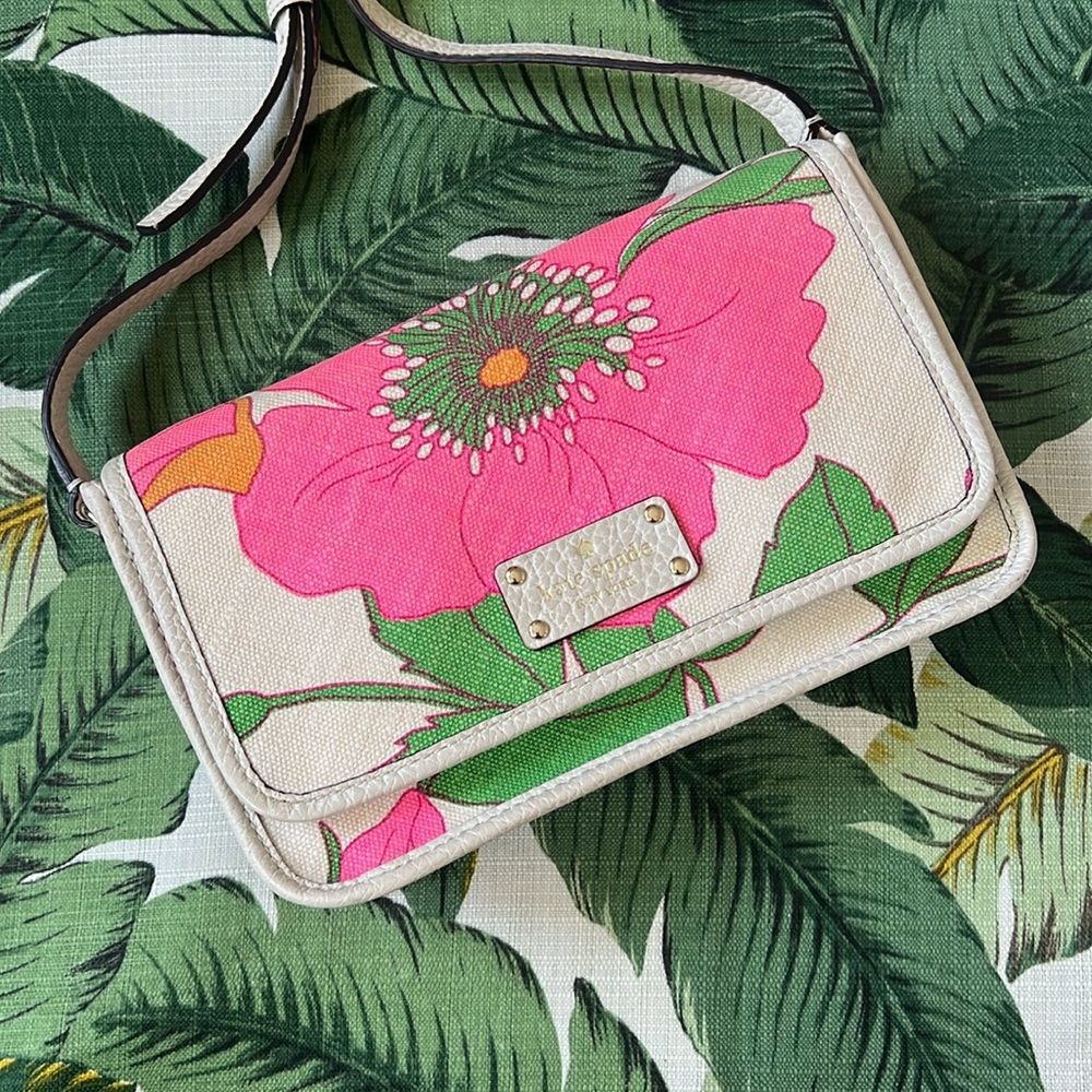 Kate Spade • Hibiscus Floral Cross Body Bag • EUC